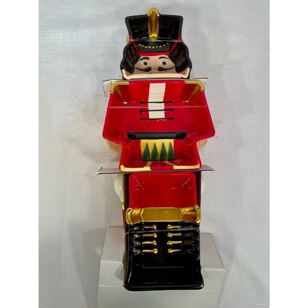 Red and Black Nutcracker 3 Bowls with Serving Spoons